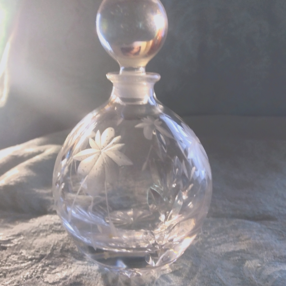 Crystal perfume bottle Vintage